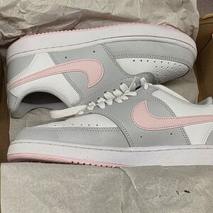 Nike Kids' Sneakers in Gray and Pink  Size 6. Original Price $95.00